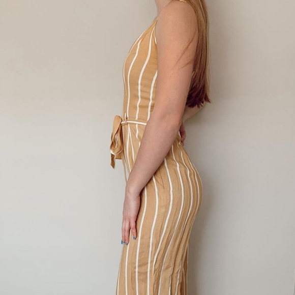 jumpsuit - Picture 2 of 3